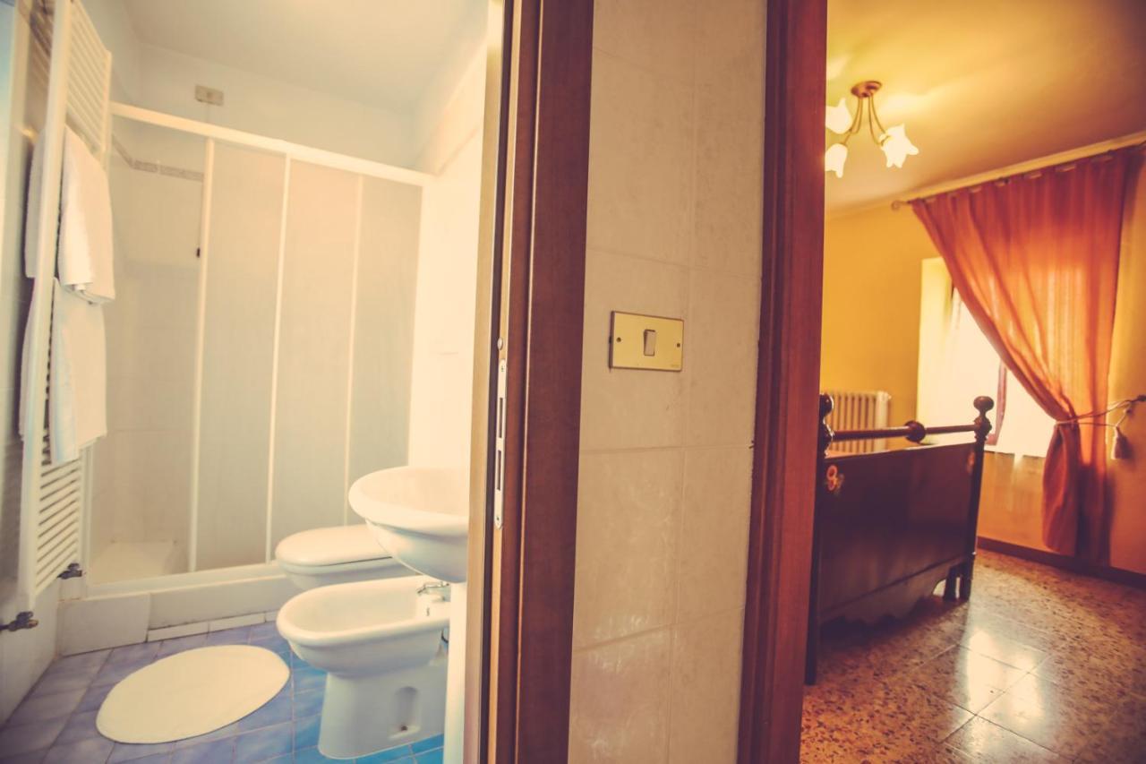 Agriturismo I Suri アスティ エクステリア 写真