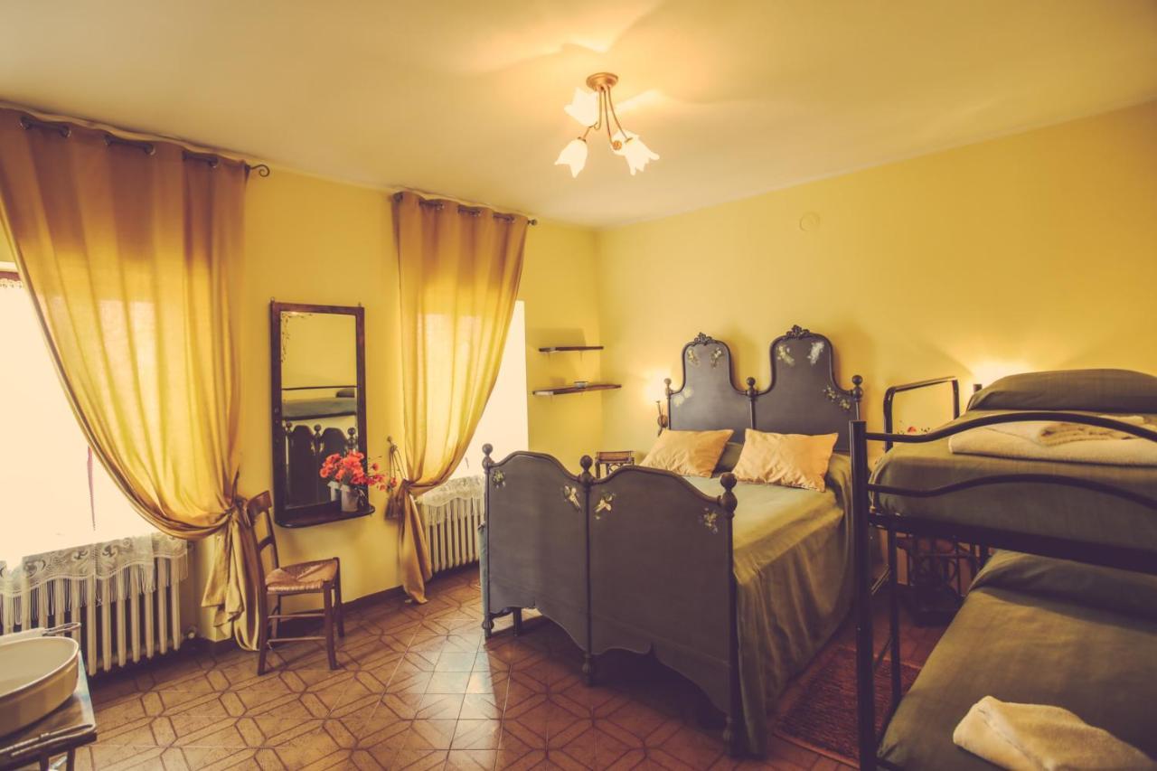 Agriturismo I Suri アスティ エクステリア 写真