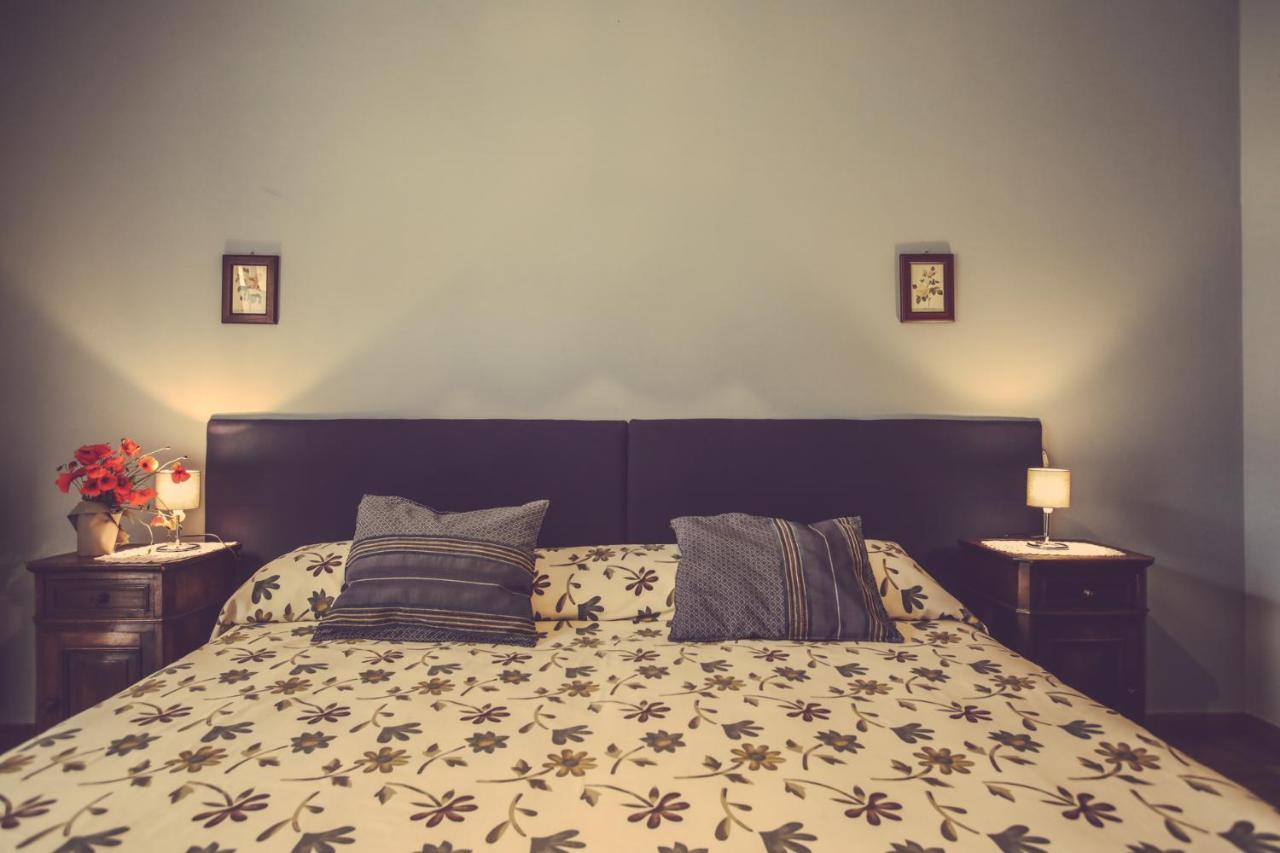 Agriturismo I Suri アスティ エクステリア 写真