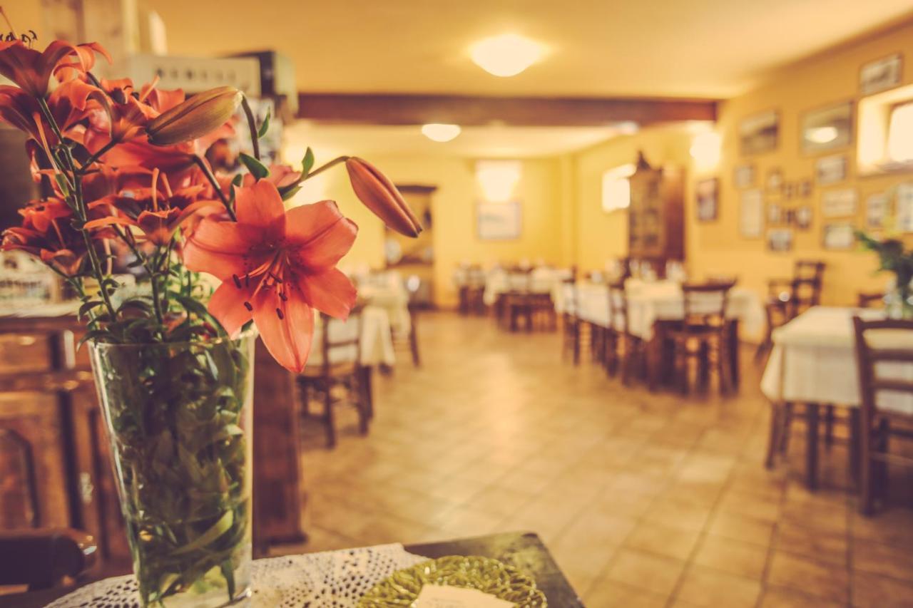Agriturismo I Suri アスティ エクステリア 写真