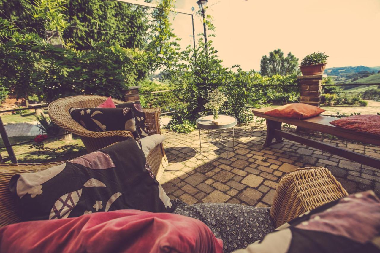 Agriturismo I Suri アスティ エクステリア 写真